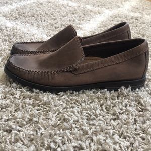 Men’s Clark’s. Size 9